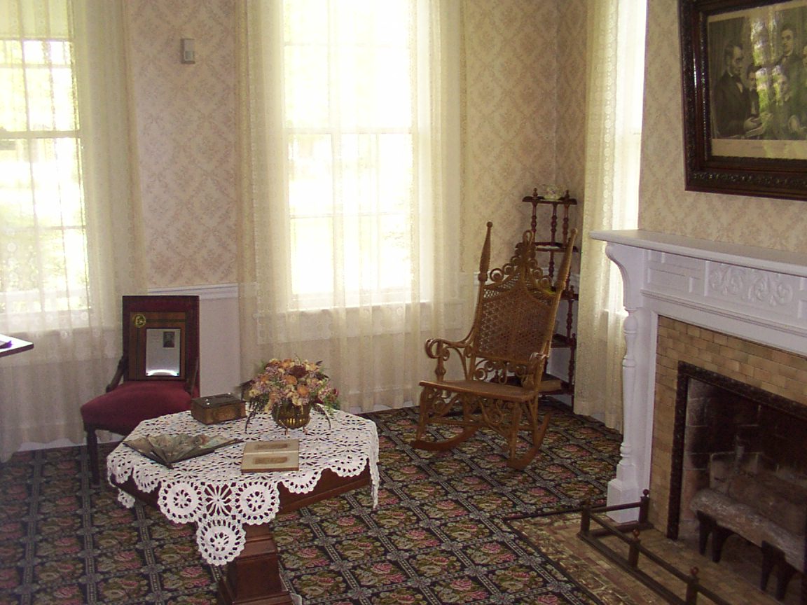 Living Room 01